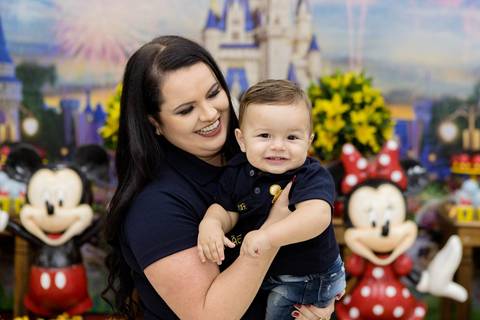 decoração parque do mickey amora chantilly festas foto com os pais'