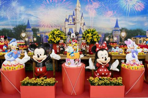 decoração parque do mickey amora chantilly festas '