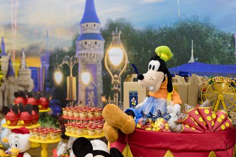 decoração parque do mickey amora chantilly festas '