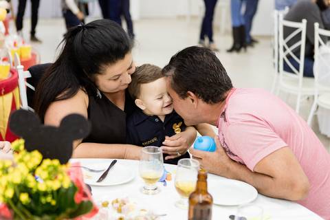 decoração parque do mickey amora chantilly festas foto com os avós'