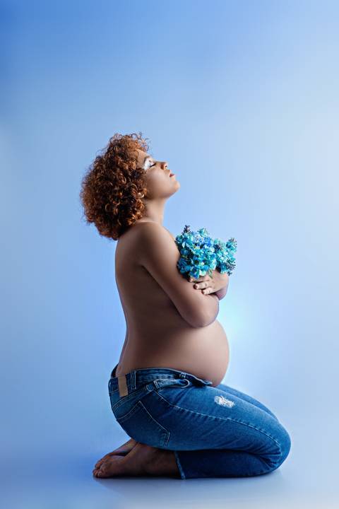 ensaio gestante estudio mogi guaçu artie fotografia infantil maternidade acompanhamento gestação atemporal moderno em estúdio'