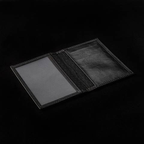 Fotografia de carteira produzida em estúdio fotográfico pelo fotógrafo Roberto Custódio em Londrina PR.
'