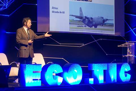 	Fotografo de eventos em Londrina registra importante momento na Eco.Tic, evento de tecnologia no Parque Ney Braga.'