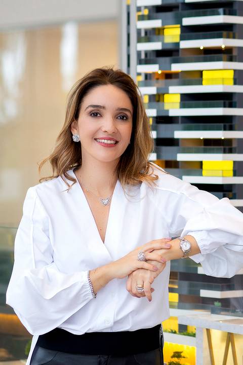 Roberto Custódio oferece retrato corporativo e perfil pessoal com um fotógrafo especialista em Londrina PR.
'