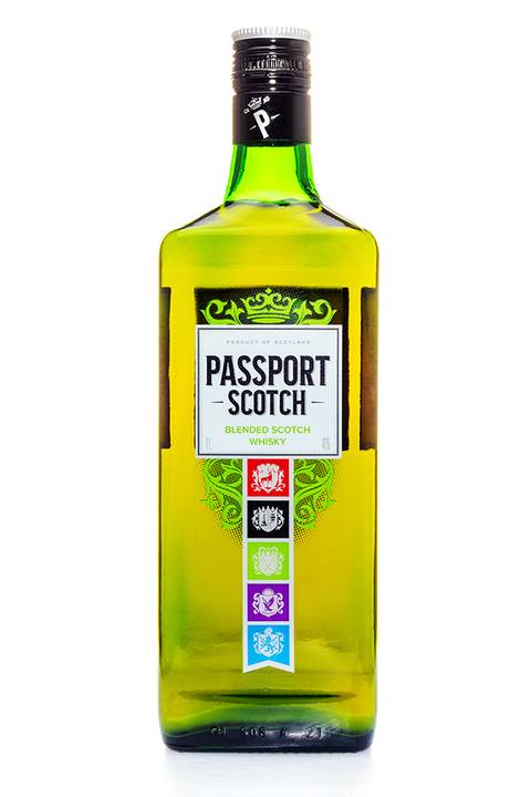 Garrafa de Scotch em fotografia still life pelas lentes do fotógrafo Roberto Custódio de Londrina pr.
'