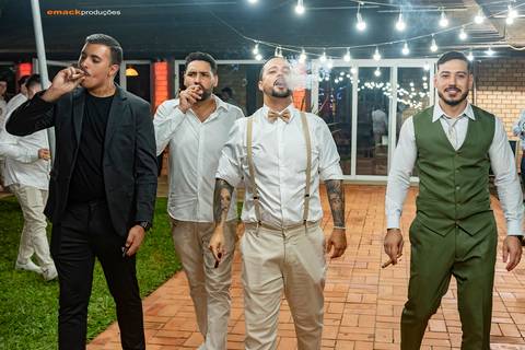 casamento de dia, vestido de noiva, casamento pôr do sol, vestido das madrinhas, recanto das hortênsias, maquiagem da noiva, fotógrafo profissional de casamento'