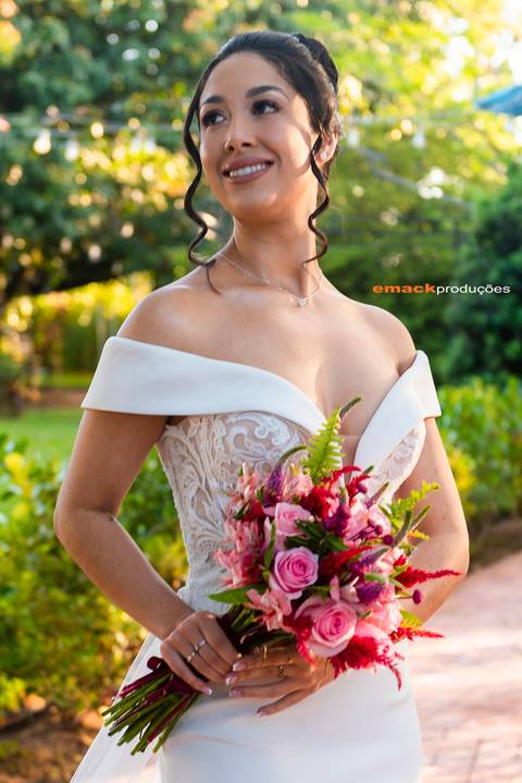 casamento de dia, vestido de noiva, casamento pôr do sol, vestido das madrinhas, recanto das hortênsias, maquiagem da noiva, fotógrafo profissional de casamento'