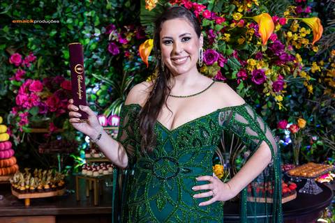 formatura, fotógrafo de formatura, fotógrafo profissional de formatura, porto alegre, canoas, vestido formatura, maquiagem formatura, balada de formatura, decoração de formatura'