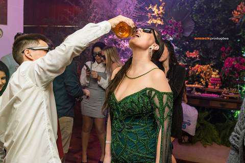 formatura, fotógrafo de formatura, fotógrafo profissional de formatura, porto alegre, canoas, vestido formatura, maquiagem formatura, balada de formatura, decoração de formatura'