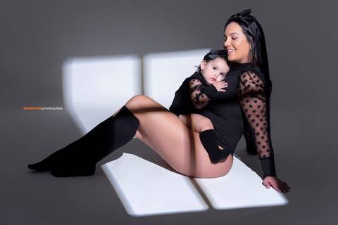 book dia das mães, book estúdio, book mãe e filha, ensaio fotográfico, fotógrafo profissional, tal mãe tal filha, book, estúdio, porto alegre, canoas, gravataí, cachoeirinha, viamão, alvorada'