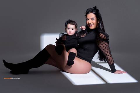 boobook dia das mães, book estúdio, book mãe e filha, ensaio fotográfico, fotógrafo profissional, tal mãe tal filha, book, estúdio, porto alegre, canoas, gravataí, cachoeirinha, viamão, alvorada'