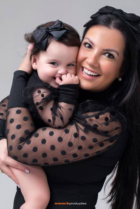 book dia das mães, book estúdio, book mãe e filha, ensaio fotográfico, fotógrafo profissional, tal mãe tal filha, book, estúdio, porto alegre, canoas, gravataí, cachoeirinha, viamão, alvorada'