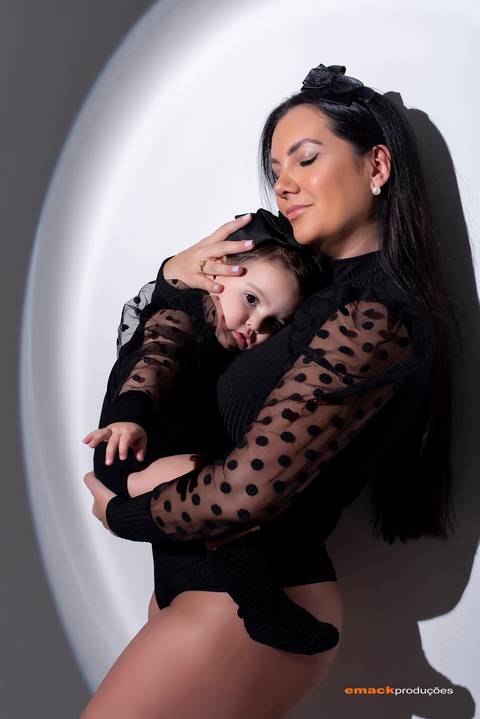 book dia das mães, book estúdio, book mãe e filha, ensaio fotográfico, fotógrafo profissional, tal mãe tal filha, book, estúdio, porto alegre, canoas, gravataí, cachoeirinha, viamão, alvorada'