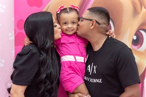 Fotógrafo de aniversário infantil em Porto Alegre registrando festa Patrulha Canina Skye'