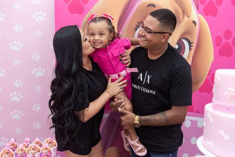 Festa infantil com personagem Skye da Patrulha Canina'