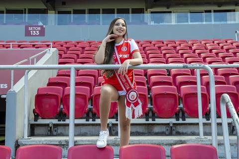 Book de 15 anos com estilo urbano'