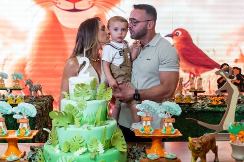 Registro fotográfico de aniversário infantil de 2 anos'