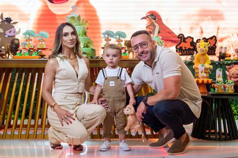 Registro profissional de festa infantil com foco em emoção'