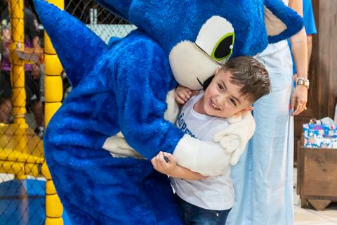 Aniversário de 5 anos do JP com tema Sonic e decoração azul'