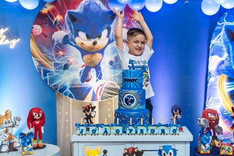 Bolo personalizado do Sonic para festa infantil de 5 anos'