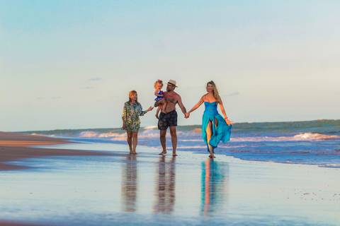 Ensaio na Praia do Forte Bahia
Família
Viajar para Praia do Forte
Melhor Viagem 
Waldyr Lantyer Fotografia
Waldyr José Andrade Lantyer
Fotógrafo em Praia do Forte
Fotografo em Barra do Corda-Ma'