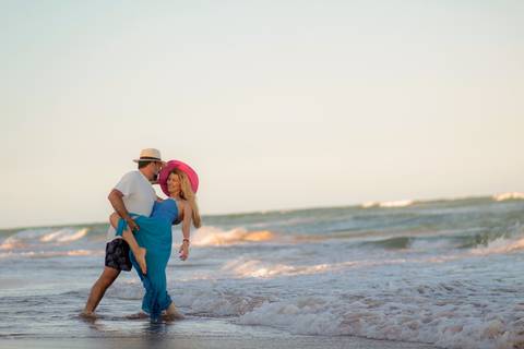 Ensaio na Praia do Forte Bahia
Família
Viajar para Praia do Forte
Melhor Viagem 
Waldyr Lantyer Fotografia
Waldyr José Andrade Lantyer
Fotógrafo em Praia do Forte
Fotografo em Barra do Corda-Ma'