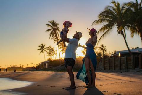 Ensaio na Praia do Forte Bahia
Família
Viajar para Praia do Forte
Melhor Viagem 
Waldyr Lantyer Fotografia
Waldyr José Andrade Lantyer
Fotógrafo em Praia do Forte
Fotografo em Barra do Corda-Ma'