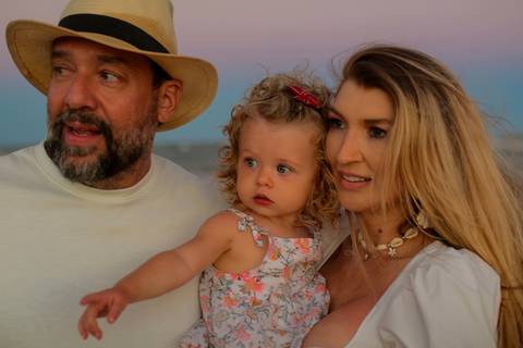 Ensaio na Praia do Forte Bahia
Família
Viajar para Praia do Forte
Melhor Viagem 
Waldyr Lantyer Fotografia
Waldyr José Andrade Lantyer
Fotógrafo em Praia do Forte
Fotografo em Barra do Corda-Ma'