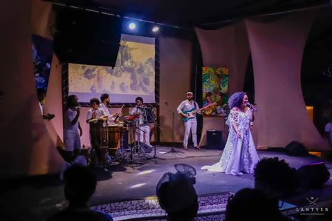 Praia do Forte Bahia, Fotografo em Praia do Forte, fotografo em salvador, baianas, dia internacional das mulheres, Mariane de Castro, casa da nati, Casa da Nati Praia do Forte, WALDYR LANTYER'