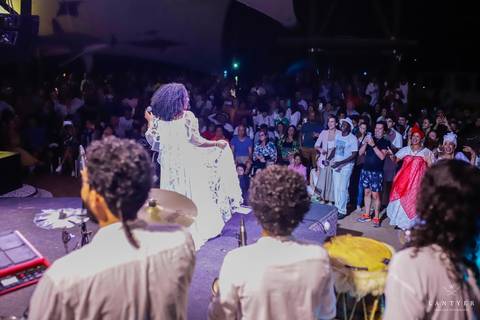Praia do Forte Bahia, Fotografo em Praia do Forte, fotografo em salvador, baianas, dia internacional das mulheres, Mariane de Castro, casa da nati, Casa da Nati Praia do Forte, WALDYR LANTYER'