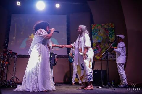 Praia do Forte Bahia, Fotografo em Praia do Forte, fotografo em salvador, baianas, dia internacional das mulheres, Mariane de Castro, casa da nati, Casa da Nati Praia do Forte, WALDYR LANTYER'