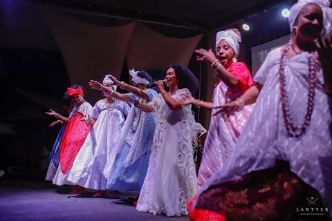 Praia do Forte Bahia, Fotografo em Praia do Forte, fotografo em salvador, baianas, dia internacional das mulheres, Mariane de Castro, casa da nati, Casa da Nati Praia do Forte, WALDYR LANTYER pROJETO TAMAR'