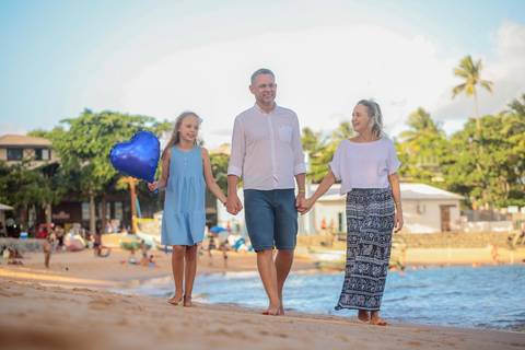Fotógrafo de bodas de ouro em Praia do Forte, Fotos de bodas de ouro na Bahia,Fotografia de casais em Praia do Forte,Ensaio fotográfico de casal em Salvador,Fotógrafo de casamento em Praia do Forte,Fotógrafo de eventos em Bahia,Fotos de família '