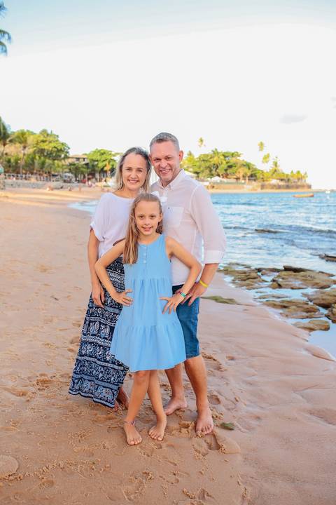 Fotógrafo de bodas de ouro em Praia do Forte, Fotos de bodas de ouro na Bahia,Fotografia de casais em Praia do Forte,Ensaio fotográfico de casal em Salvador,Fotógrafo de casamento em Praia do Forte,Fotógrafo de eventos em Bahia,Fotos de família '