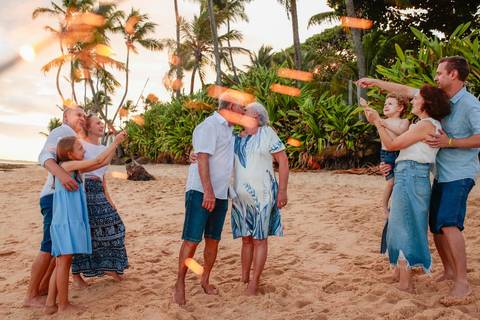 Fotógrafo de bodas de ouro em Praia do Forte, Fotos de bodas de ouro na Bahia,Fotografia de casais em Praia do Forte,Ensaio fotográfico de casal em Salvador,Fotógrafo de casamento em Praia do Forte,Fotógrafo de eventos em Bahia,Fotos de família '