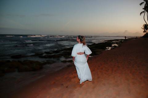Bodas de Ouro em Praia do Forte-Ba,Registro Fotográfico de Renovação de Votos,Fotografia de Família, Histórias de Amor Duradouro,Celebração de 50 Anos de Casados, Cerimônia Intimista à Beira-Mar, Momentos Especiais Capturados em Imagens,WaldyrLantyer'