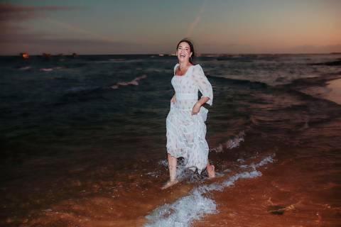 Bodas de Ouro em Praia do Forte-Ba,Registro Fotográfico de Renovação de Votos,Fotografia de Família, Histórias de Amor Duradouro,Celebração de 50 Anos de Casados, Cerimônia Intimista à Beira-Mar, Momentos Especiais Capturados em Imagens,WaldyrLantyer'