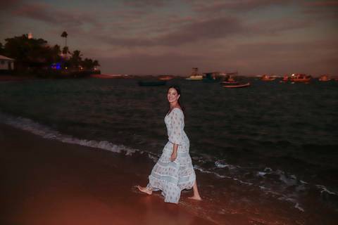 Bodas de Ouro em Praia do Forte-Ba,Registro Fotográfico de Renovação de Votos,Fotografia de Família, Histórias de Amor Duradouro,Celebração de 50 Anos de Casados, Cerimônia Intimista à Beira-Mar, Momentos Especiais Capturados em Imagens,WaldyrLantyer'