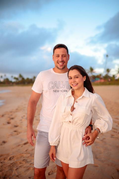 #AmorNaBahia #BahiaLovers #CerimoniaNaPraia #CasalAventureiro #CasamentoMagico #BahiaWedding #AmorEterno #CasamentoComVista #PraiaEncantadora #MomentoUnico #BahiaRomantica #WaldyrLantyer #PraiadoForteBahia Casamento no Vila Galé Casamento no Iberostar'