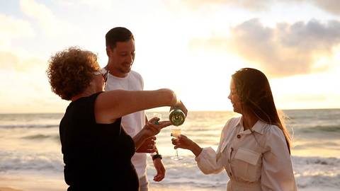 #AmorNaBahia #BahiaLovers #CerimoniaNaPraia #CasalAventureiro #CasamentoMagico #BahiaWedding #AmorEterno #CasamentoComVista #PraiaEncantadora #MomentoUnico #BahiaRomantica #WaldyrLantyer #PraiadoForteBahia Casamento no Vila Galé Casamento no Iberostar'