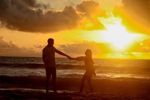 #AmorNaBahia #BahiaLovers #CerimoniaNaPraia #CasalAventureiro #CasamentoMagico #BahiaWedding #AmorEterno #CasamentoComVista #PraiaEncantadora #MomentoUnico #BahiaRomantica #WaldyrLantyer #PraiadoForteBahia Casamento no Vila Galé Casamento no Iberostar'