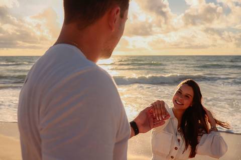 #AmorNaBahia #BahiaLovers #CerimoniaNaPraia #CasalAventureiro #CasamentoMagico #BahiaWedding #AmorEterno #CasamentoComVista #PraiaEncantadora #MomentoUnico #BahiaRomantica #WaldyrLantyer #PraiadoForteBahia Casamento no Vila Galé Casamento no Iberostar'