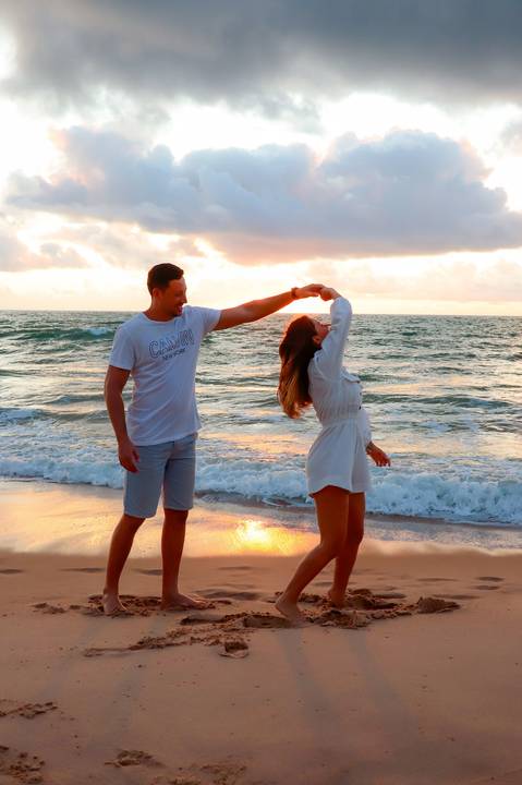 #CasamentoNaBahia #CasamentoNaPraia #PedidoDeCasamento #ViagemDeCasais #NoivosBahia #CasamentoRomântico #PraiaDoAmor #WeddingDestination #CasamentoDosSonhos #AmorNaBahia #BahiaLovers #CerimoniaNaPraia #CasalAventureiro #CasamentoMagico #BahiaWedding #Amor'