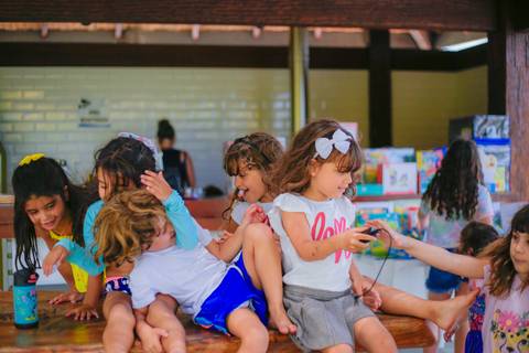 Descubra a essência de Praia do Forte-Ba, onde a beleza natural encontra a excelência acadêmica da Villa Global em Salvador. Um refúgio tropical que proporciona educação de alto nível e experiências memoráveis para famílias exigentes. Waldyr Lantyer Foto '