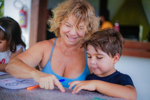 Praia do Forte, Bahia, é um convite à serenidade e educação de qualidade. Famílias ligadas à Villa Global em Salvador encontram neste destino tropical um ambiente propício para o desenvolvimento acadêmico e momentos inesquecíveis.'