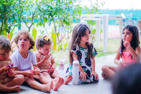 Villa Global em Salvador e Praia do Forte: uma parceria que oferece à família o melhor de dois mundos. Neste paraíso à beira-mar, a excelência acadêmica e a beleza natural se encontram, proporcionando uma experiência única e enriquecedora'