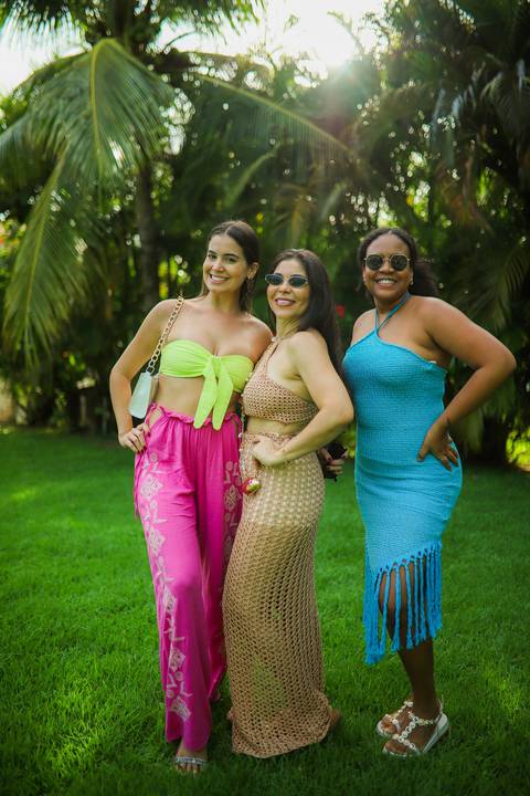 Registro sensitivo: uma tarde cheia de afeto em fotografias que capturam a essência de momentos especiais em Guarajuba.'