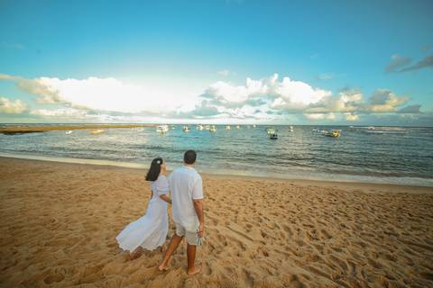 Ensaio romântico na Bahia: Fernanda disse 'sim'! Descubra a surpresa de noivado de Diogo em um cenário paradisíaco.'