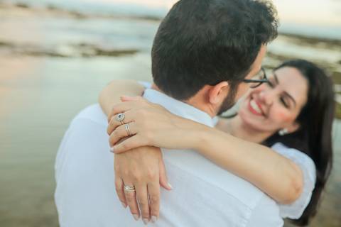Romance na Bahia: Pedido de casamento surpresa de Diogo para Fernanda em um ensaio fotográfico encantador. Emoção e amor eternizados. Praia do Forte-Ba, Foto da Hora por Waldyr Lantyer'