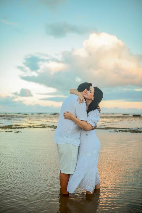 Romance na Bahia: Pedido de casamento surpresa de Diogo para Fernanda em um ensaio fotográfico encantador. Emoção e amor eternizados. Praia do Forte-Ba, Foto da Hora por Waldyr Lantyer'